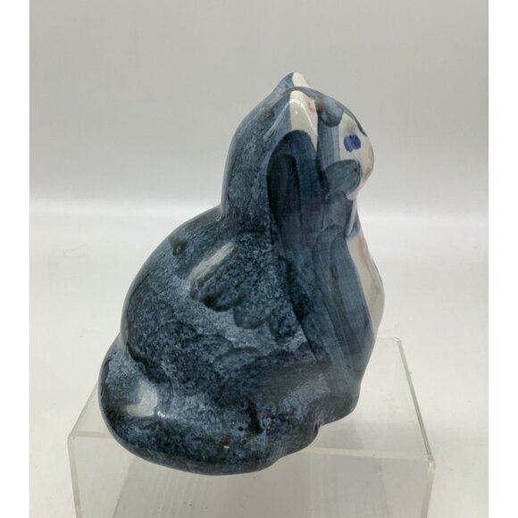 Handmade M A Hadley Blue & White Pottery Cat Figurine With Glossy Finish - Picture 3 of 7